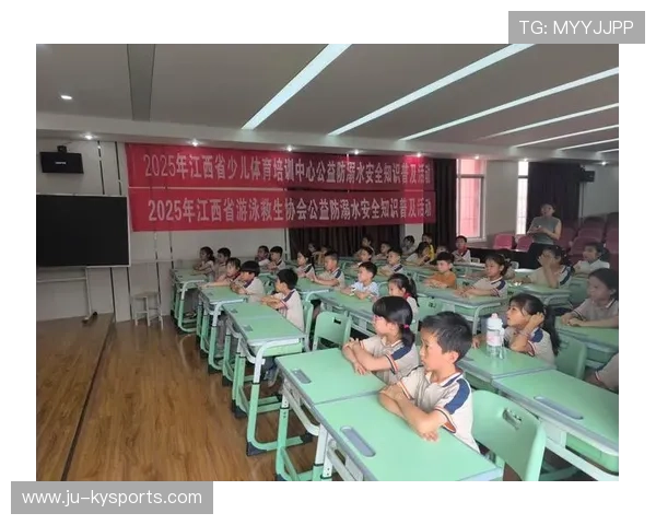 游泳队参与社区公益救生志愿服务提升社会责任感,游泳救生员社会体育指导员 游泳队参与社区公益救生志愿服务提升社会责任感,游泳救生员社会体育指导员